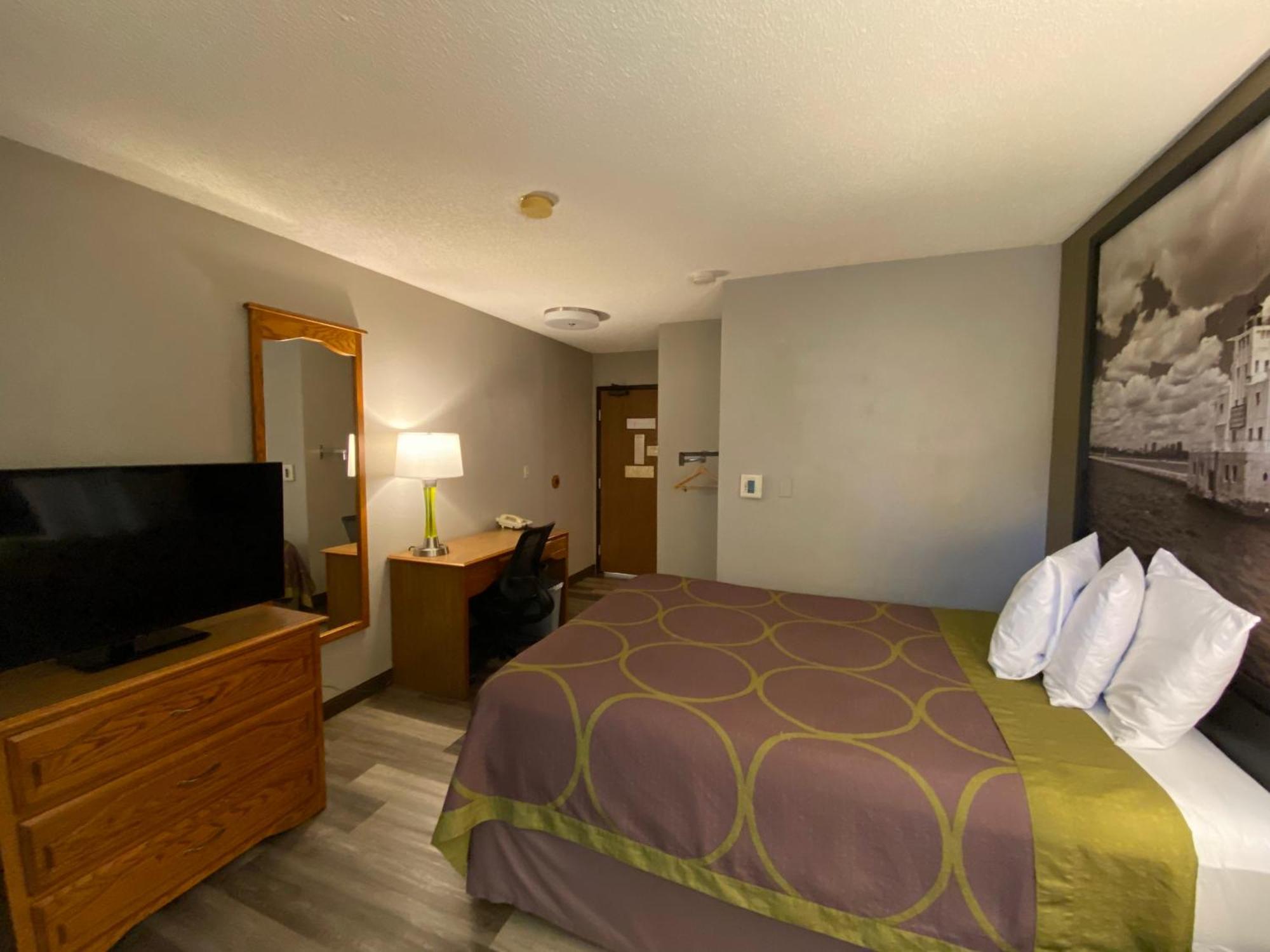 Super 8 By Wyndham Green Bay Near Stadium Exterior foto