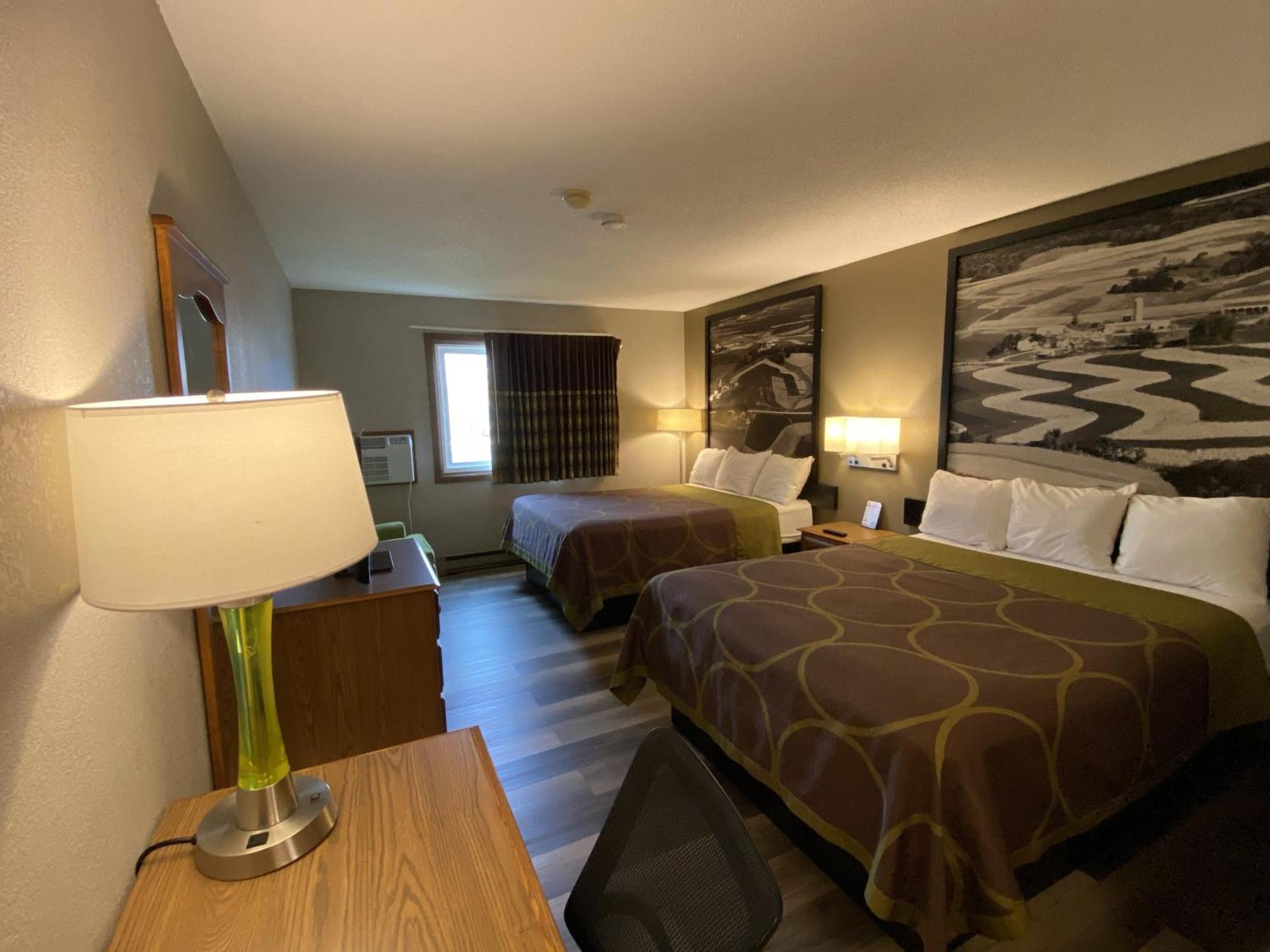 Super 8 By Wyndham Green Bay Near Stadium Exterior foto