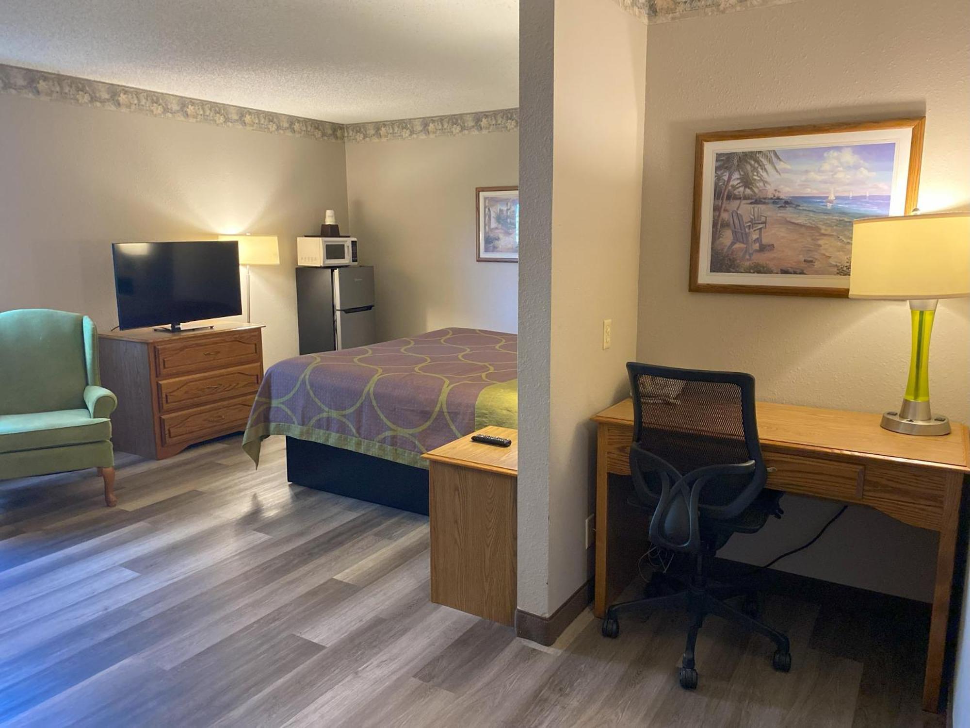 Super 8 By Wyndham Green Bay Near Stadium Exterior foto