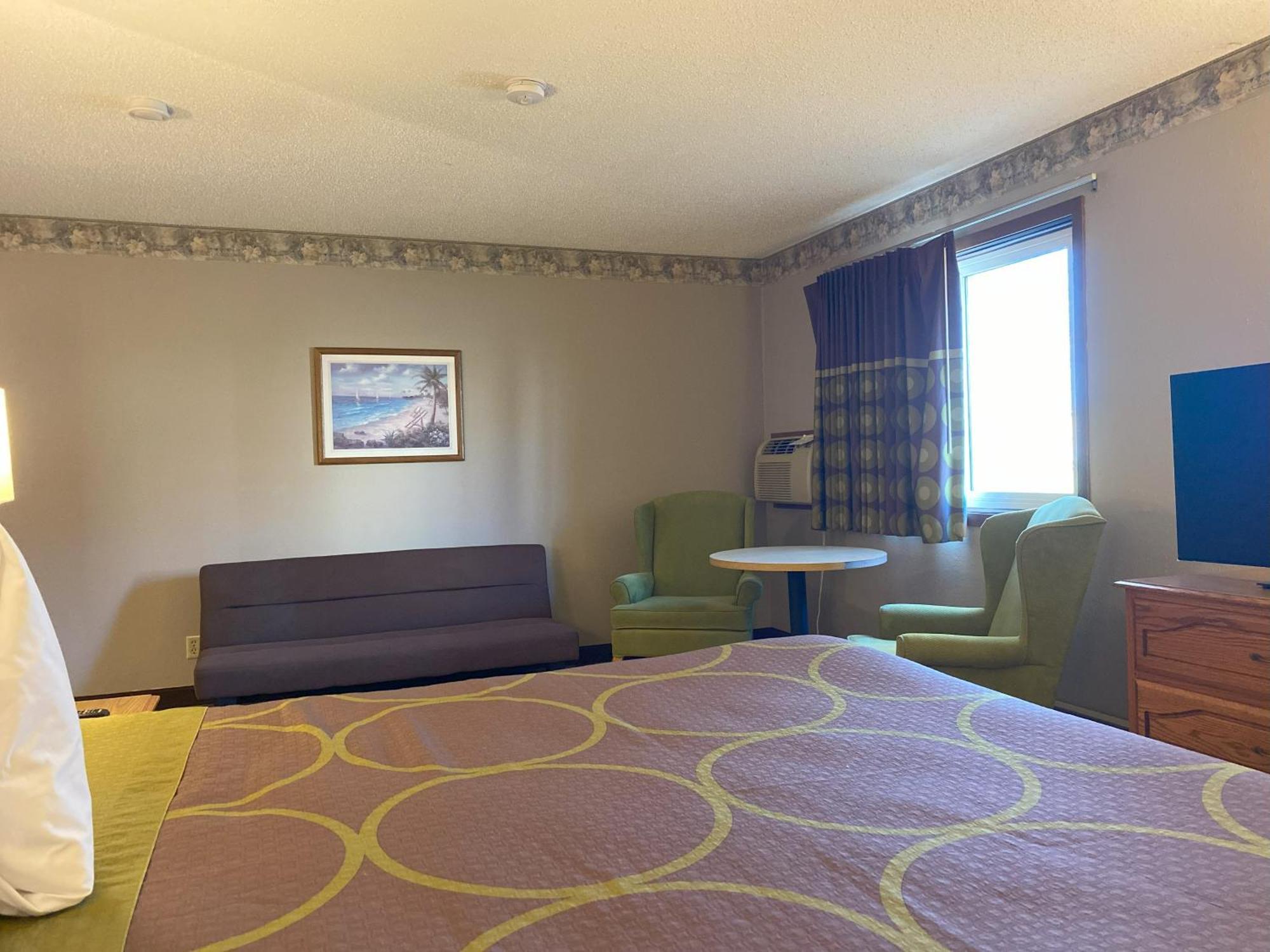 Super 8 By Wyndham Green Bay Near Stadium Exterior foto