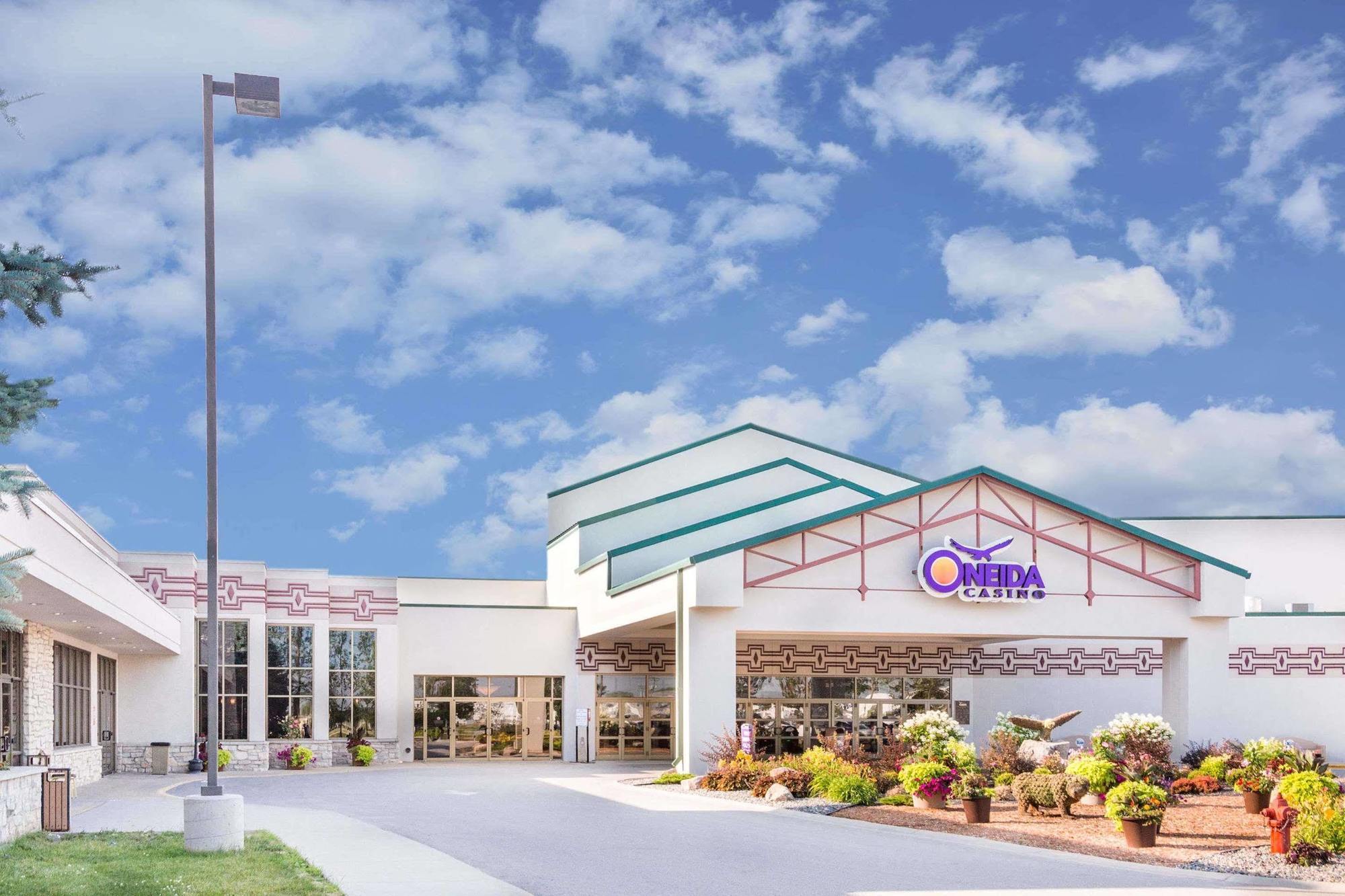 Super 8 By Wyndham Green Bay Near Stadium Exterior foto